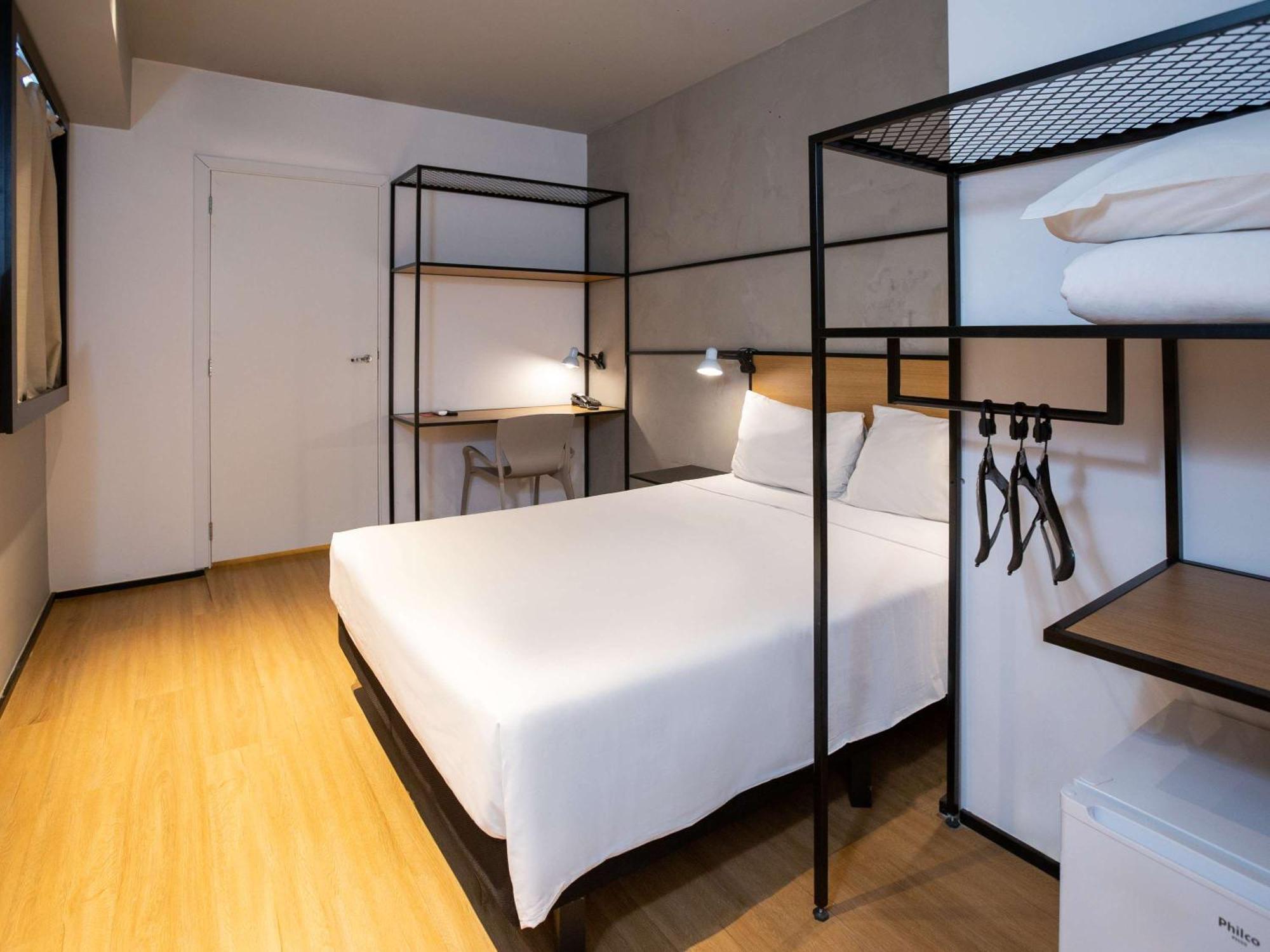 Hotel Ibis Shopping 3*